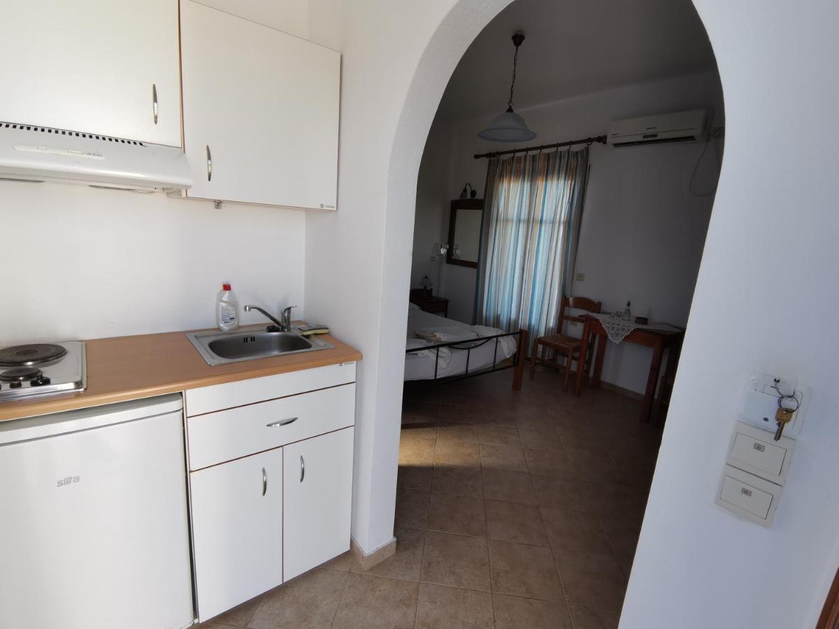 Pláka Amodari Studios On The Beach المظهر الخارجي الصورة