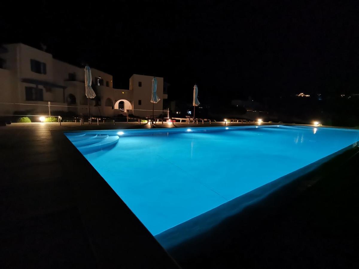 Pláka Amodari Studios On The Beach المظهر الخارجي الصورة