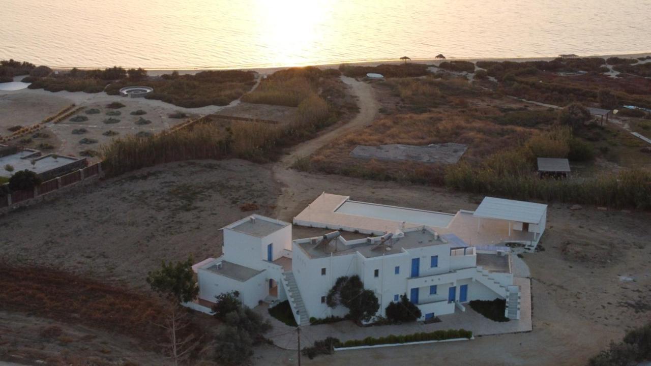 Pláka Amodari Studios On The Beach المظهر الخارجي الصورة
